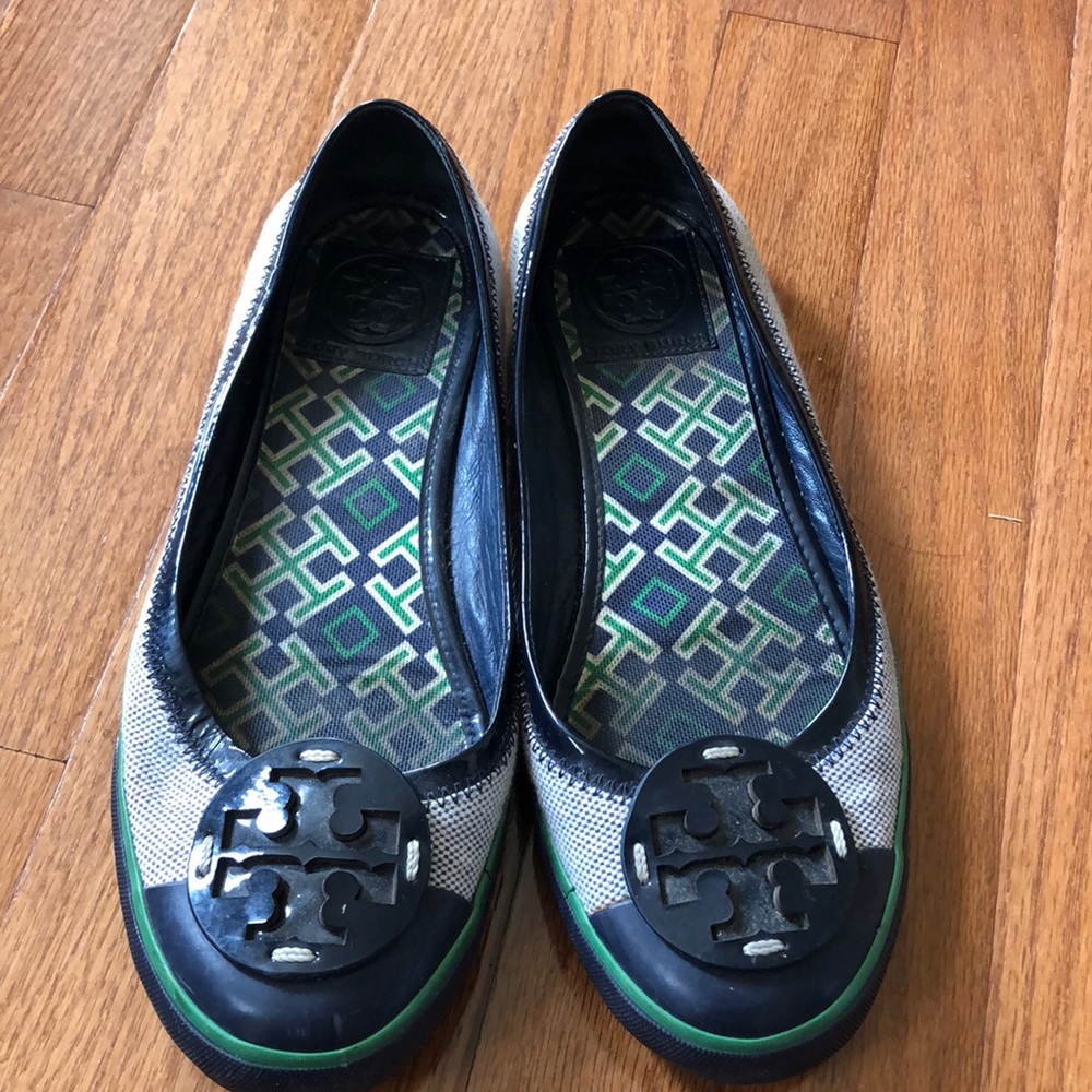 Tory Burch Sneaker Flats!